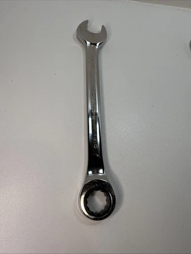 NEW HUSKY 11/16 SAE. RATCHETING COMBINATION WRENCH  12pts.