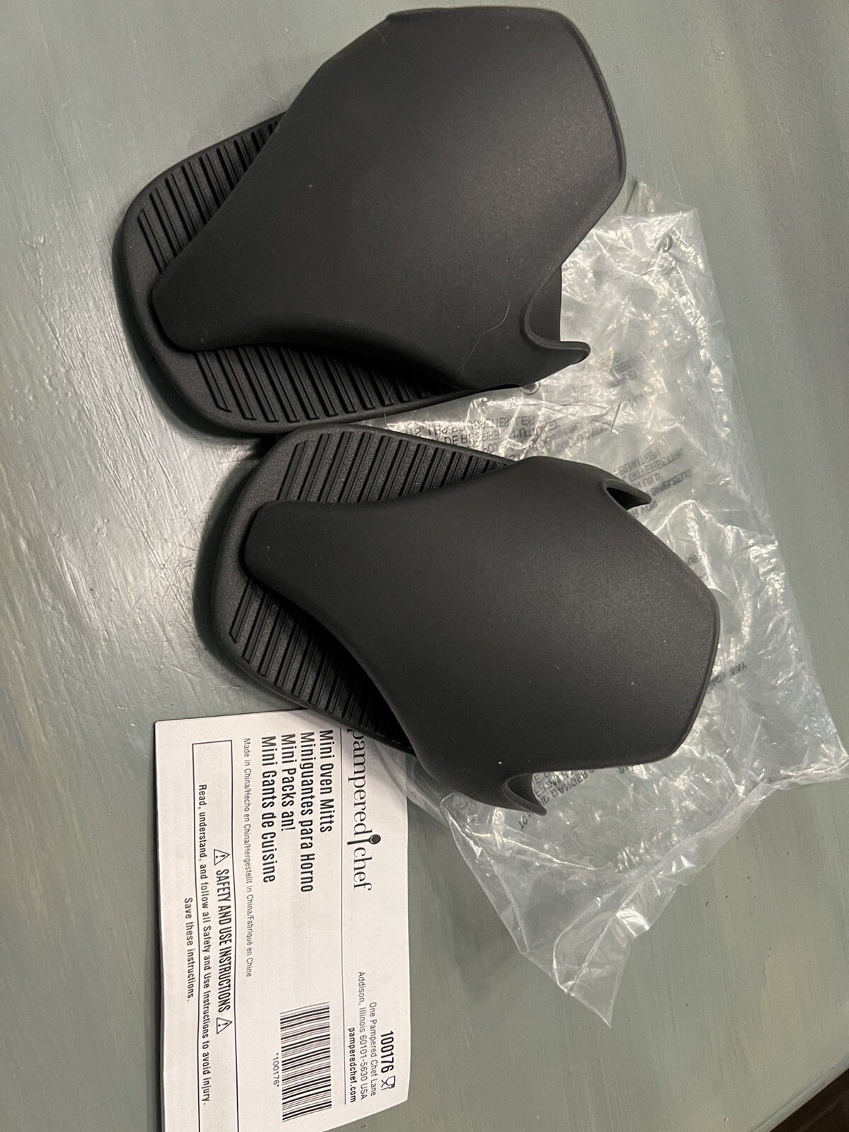 Pampered Chef Mini Oven Mitts 100176 New in Package eBay