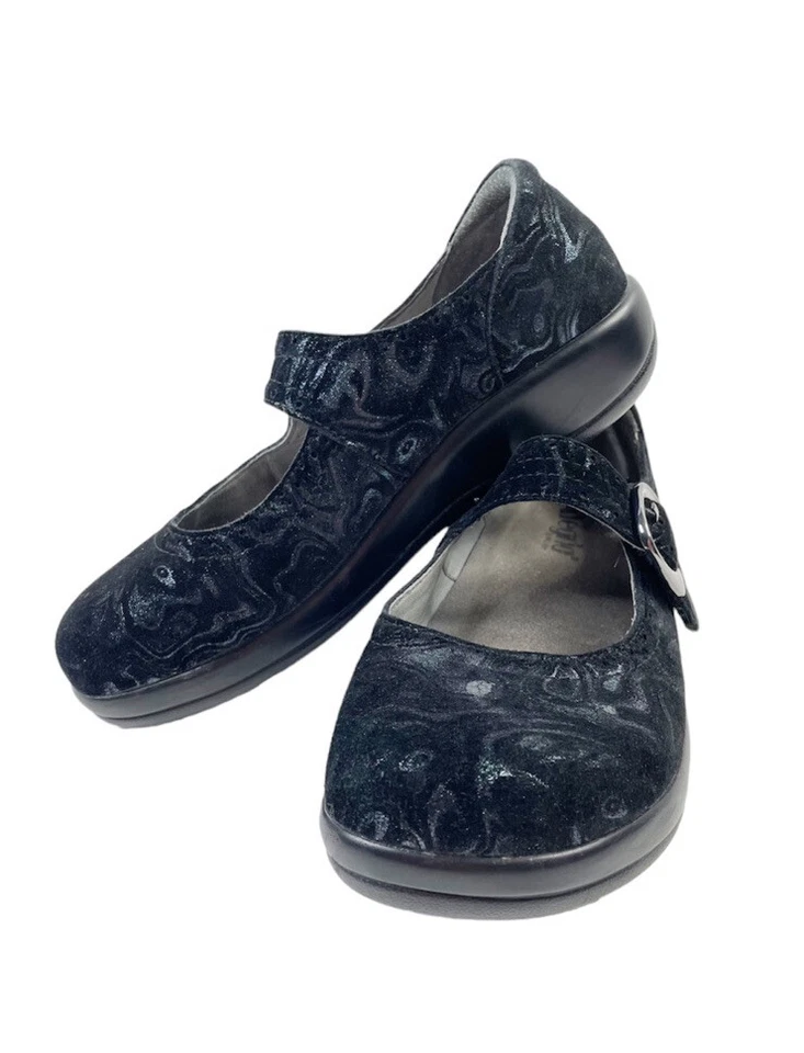 Sapato confortável Alegria Mary Jane feminino tamanho 7.5 preto camurça em relevo - Imagem 2 de 4