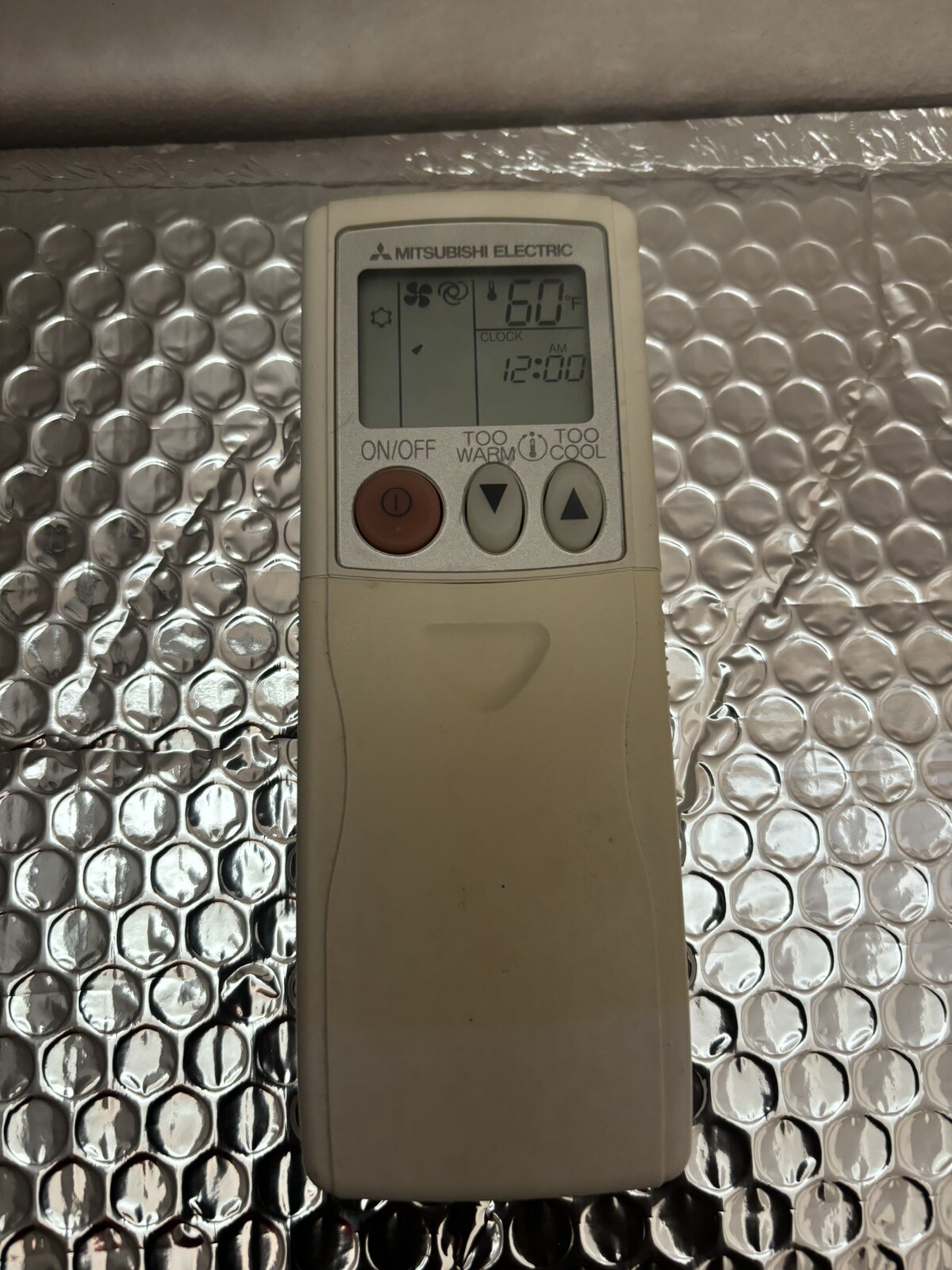 Mitsubishi Electric Mr Slim E12C30426 Remote (KM07L)