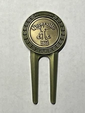Rare Naperville Country Club Divot Tool & 1" Coin Style Golf Marker - A Beauty!