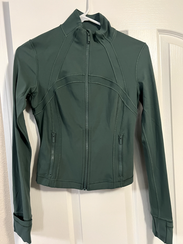 Brand New Lululemon Cropped Nulu Define Jacket Size 6 Medium Forest Green💎