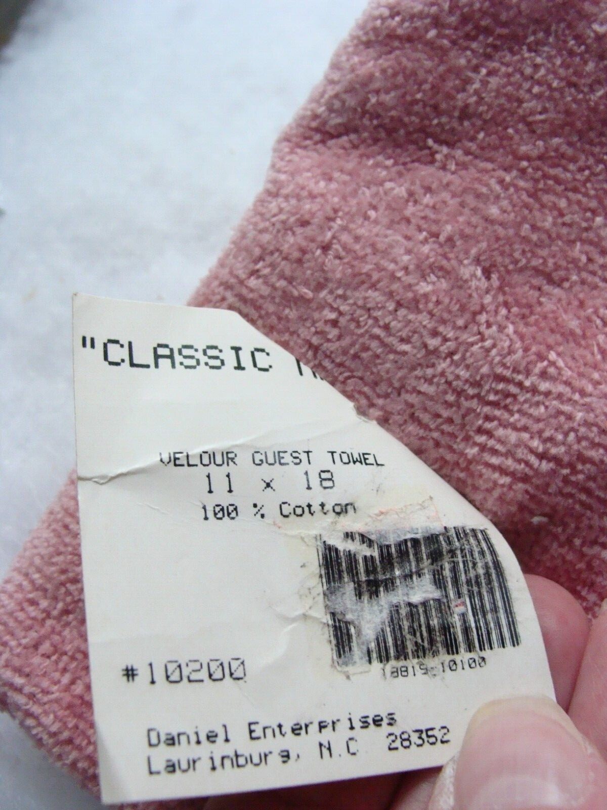 NWT Crafters Pride Cross Stitch Classic Guest Towel Aida Pink Fringe