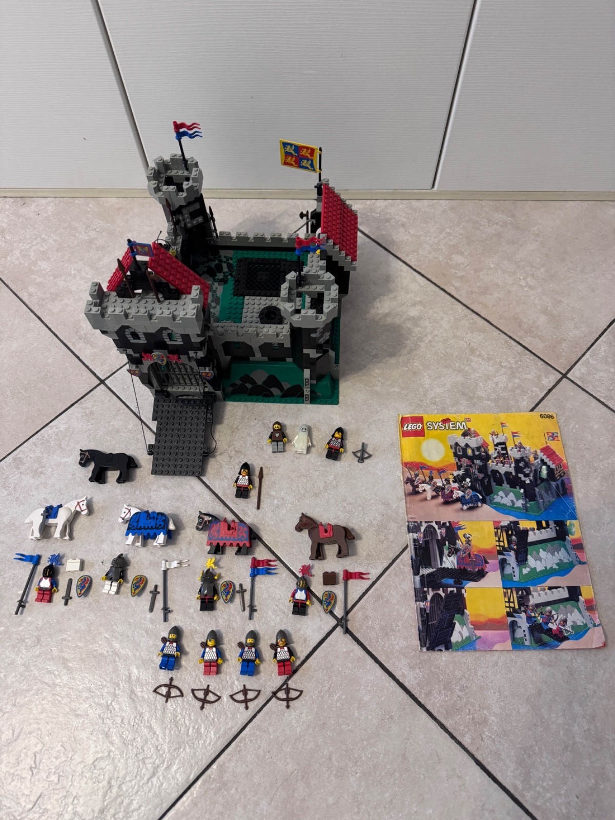 LEGO 6086 - Black Knight's Castle - Anno 1992