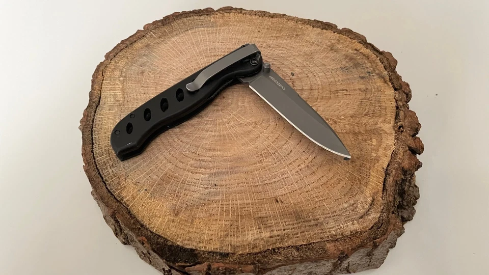 Gerber Knife 4660322A3 Linerlock Assisted Opener Plain Blade Folding Knife - Image 4 of 4