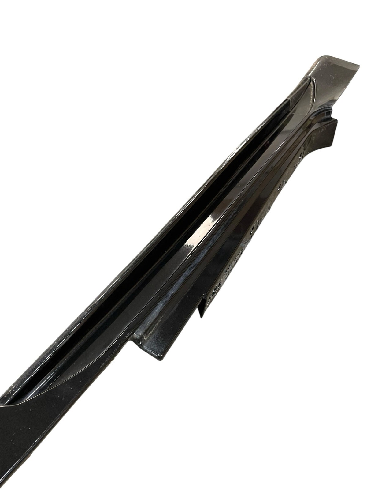 2008-2016 MASERATI GRANTURISMO RIGHT PASSENGER SIDE SKIRT BODY ROCKER MOLDING