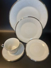 Lenox Moonspun 5-Piece Place Setting  – Platinum Trim | Multiple Sets Available
