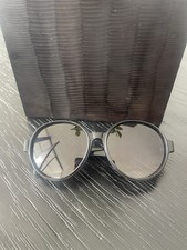 Women's sunglasses By Sama Eye Wear Model MERLE IN Black and Gold Color