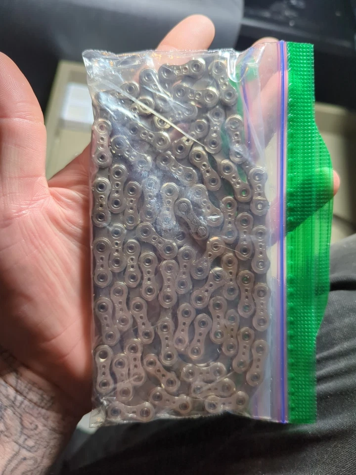 Cadena Campagnolo Record ultra estrecha de 10 velocidades plateada  Foto 3 de 4