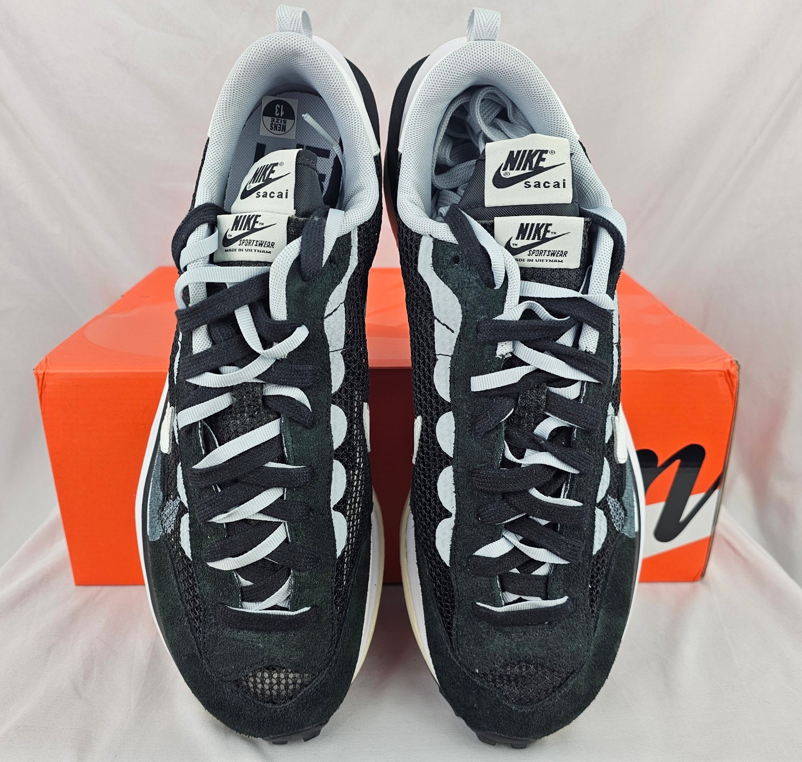 SACAI X NIKE Nike x Sacai VaporWaffle Nero Bianco Uomo Taglia 13 US CV1363 001 NUOVISSIME