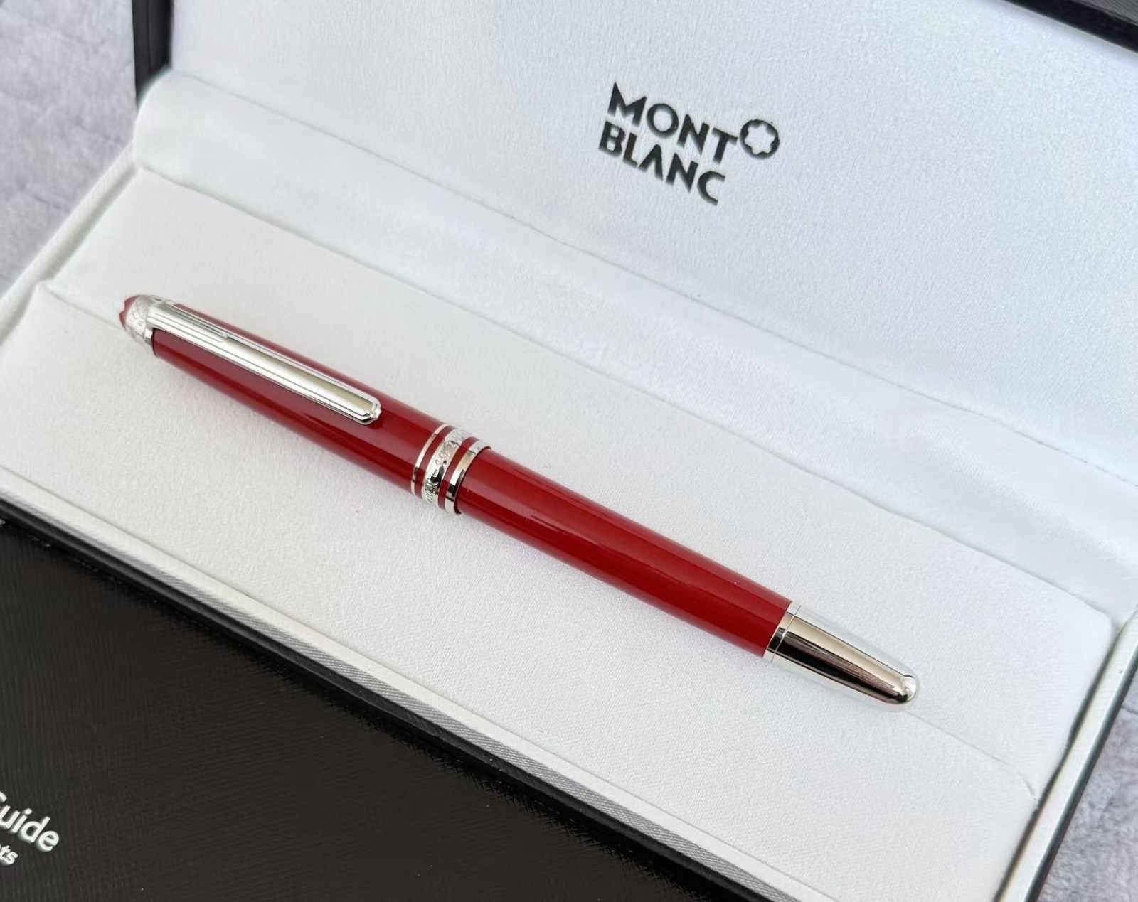 Montblanc Meisterstück Classique Red Resin Ballpoint Pen