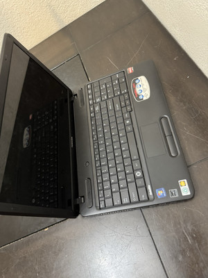 TOSHIBA ノートPC 15.6インチ s-l400.jpg