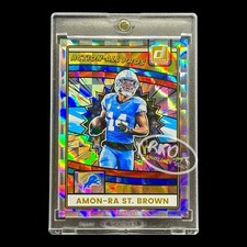 Amon-ra St. Brown RARE COMIC REFRACTOR INVESTMENT CARD SP PANINI LIONS MINT