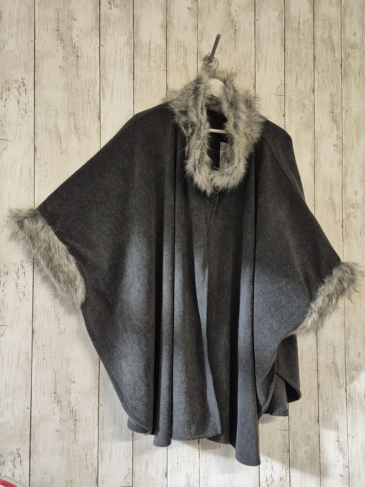Marks & Spencer Charcoal Grey cape Poncho onesize Faux Fur Trim Up to XL