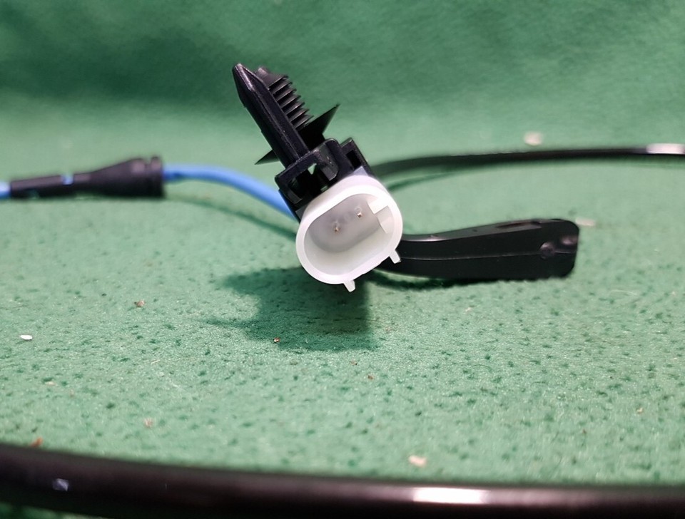 JAGUAR XE New XF Front Brake Pad Warning Wear Sensor new Genuine