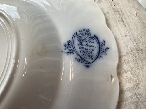 Windsor Festoon Large Soup Bowl by John and William Ridgway - Picture 4 of 12