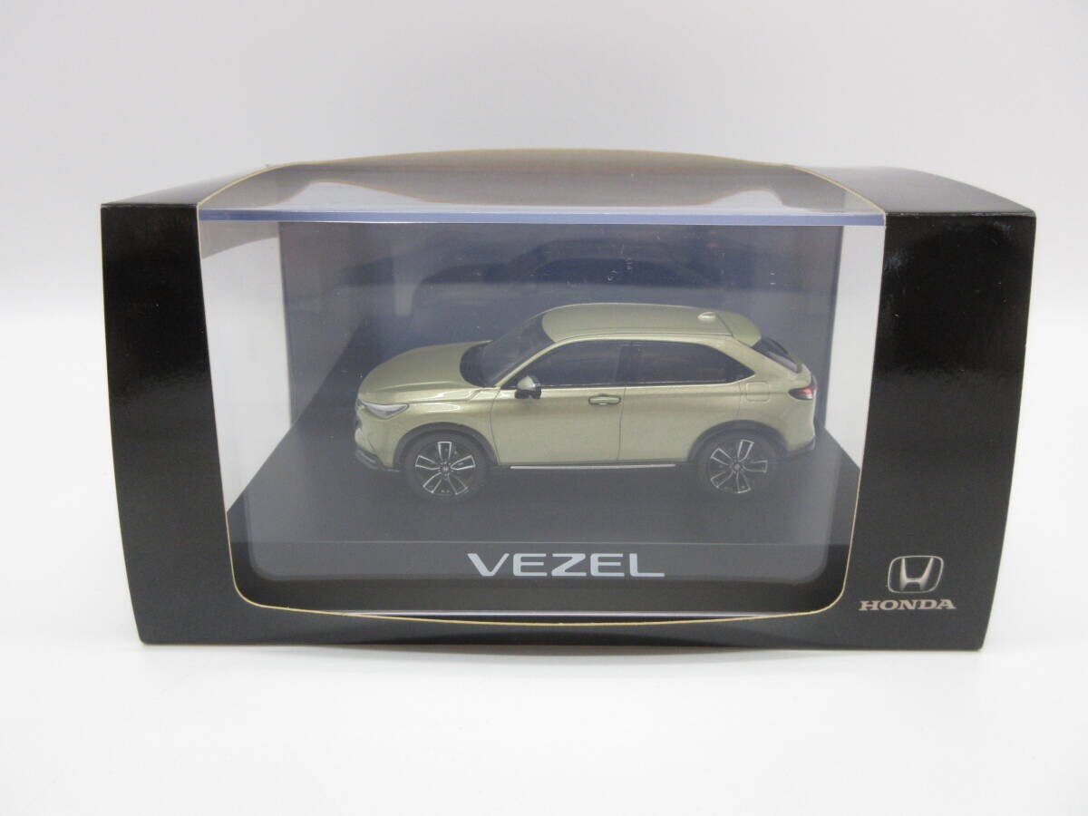 1:43 HONDA VEZEL 2021 Minicar Color Sample Sand Khaki Pearl