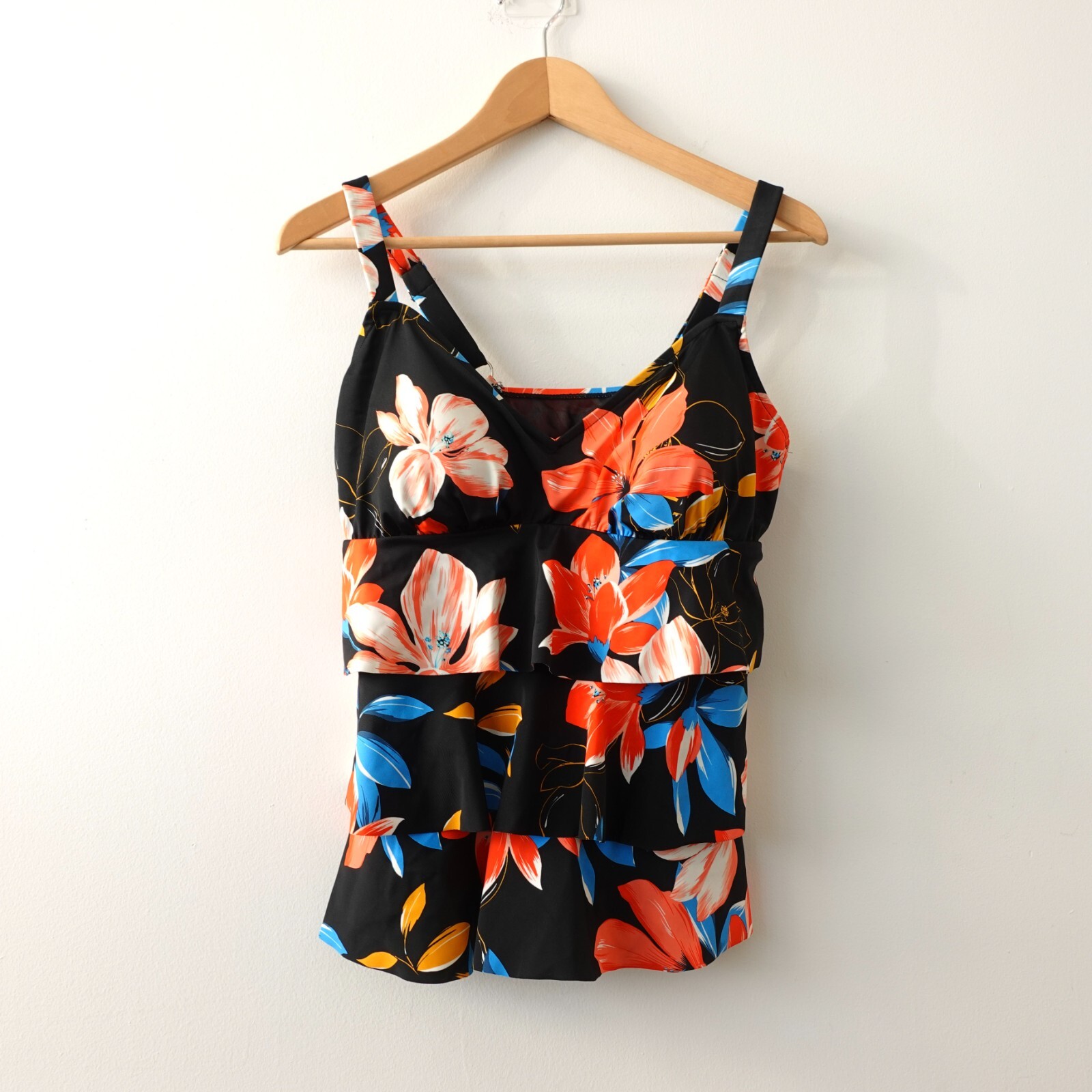 Black Floral Boho Tankini Top Large V-Neck Hawaiian Beach Swimwear