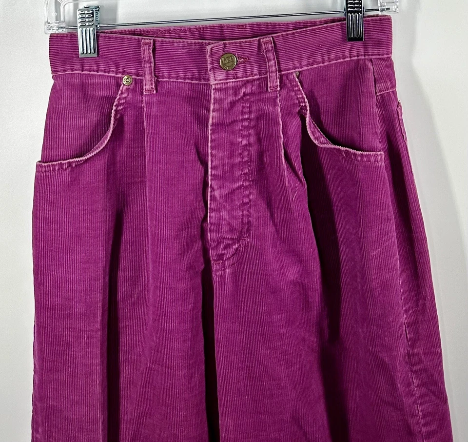 Calça vermelha roxa de veludo vintage Lee feita nos EUA e na União década de 1970 26 x 32 tamanho 14 - Imagem 2 de 4