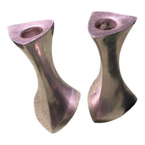 2 Nambe Tri Corner Candlestick Holders 4.75 inches Tall 594 Vintage MCM - Picture 3 of 6
