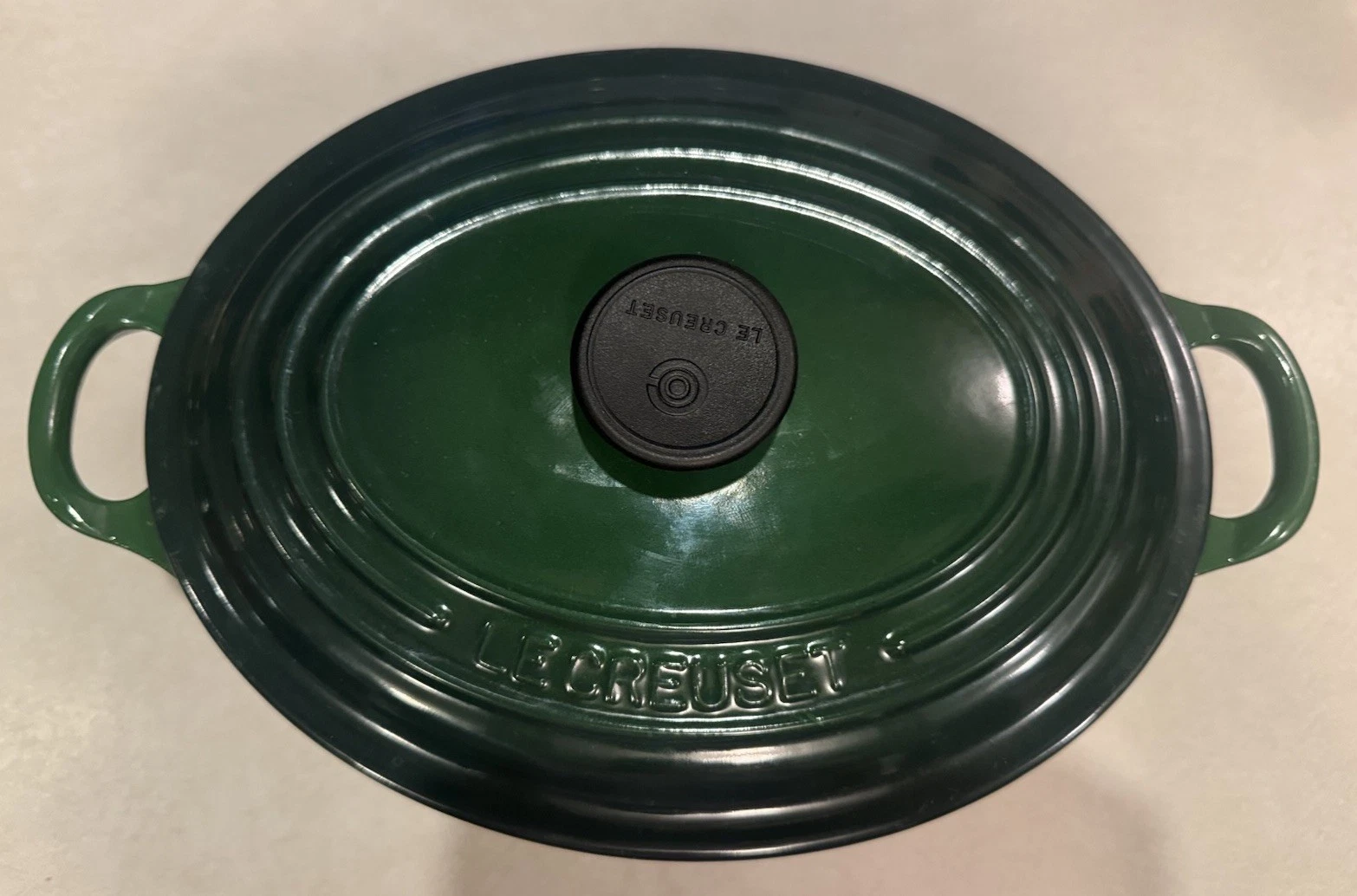 Le Creuset Green Oval Enameled Cast Iron Dutch Oven #23 2.75 Qt