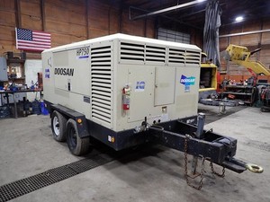 2014 Doosan HP750WCU 750 CFM Air Compressor VIDEO! Cummins Diesel HP750 150 PSI