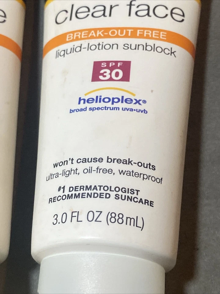 Neutrogena Clear Face Sunscreen Lotion Sunblock Lotion LOT OF 2 Helioplex SPF 30 - Image 2 of 4
