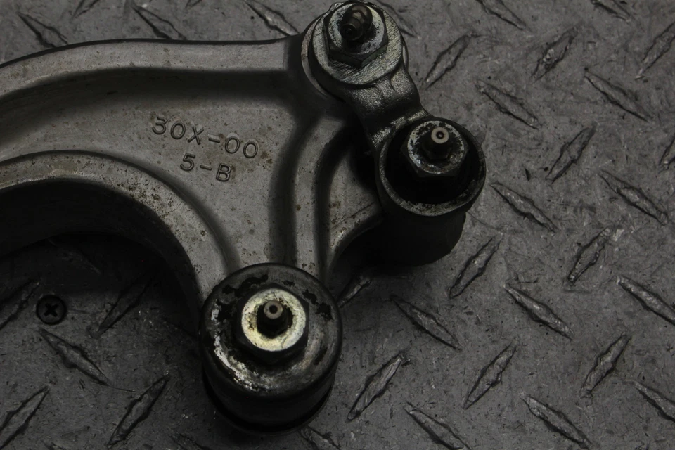 1991 YAMAHA XT350 SWINGARM SWING ARM LINKAGE PIVOT - Image 2 of 4