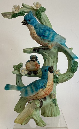 Vtg Artmark Porcelain Blue Jay Bird Figurine Stump Female, Male & Baby Flowers