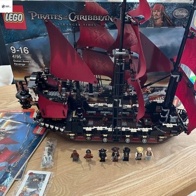 LEGO Pirates of the Caribbean Queen Anne's Revenge 4195 Used W/Manuals  Box