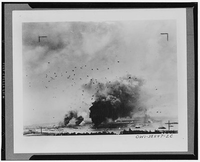 Photo:Pearl Harbor Hawaii 1941 Smoke Explosion Naval Attack Photo