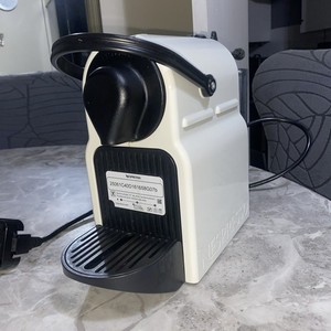 Nespresso Krups XN100 Kaffeepadmaschine weiß