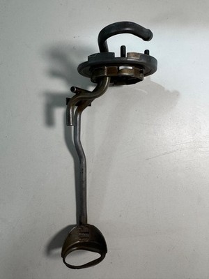 BMW e30 fuel pump assemly frame oem part 1180233