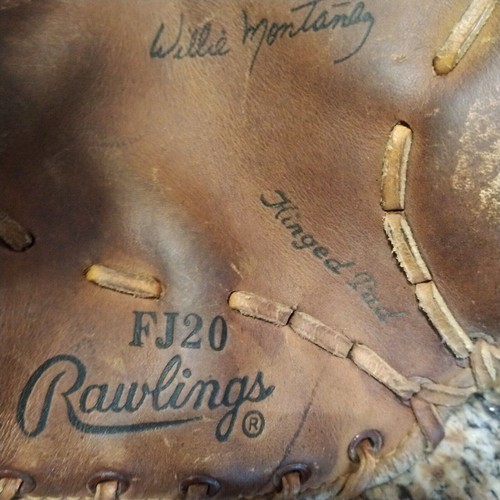 WILLIE MONTANEZ RAWLINGS First Base Baseball Glove Mit RHT FJ20 Phillies Vtg - Picture 5 of 12