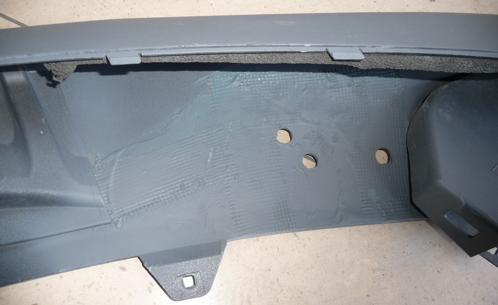Aston Martin DBX Straight-Six 2021-2025 Front Lower Diffuser