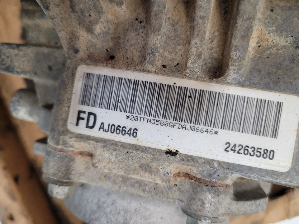 Chevrolet Equinox 2015 caja de transferencia  Foto 3 de 4