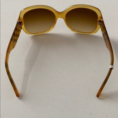 Burberry B4103 Brown Yellow Shaded Square Shaped Sunglases Burberry | Accessories | Burberry B43 Brown Yellow Shaded  main image 3