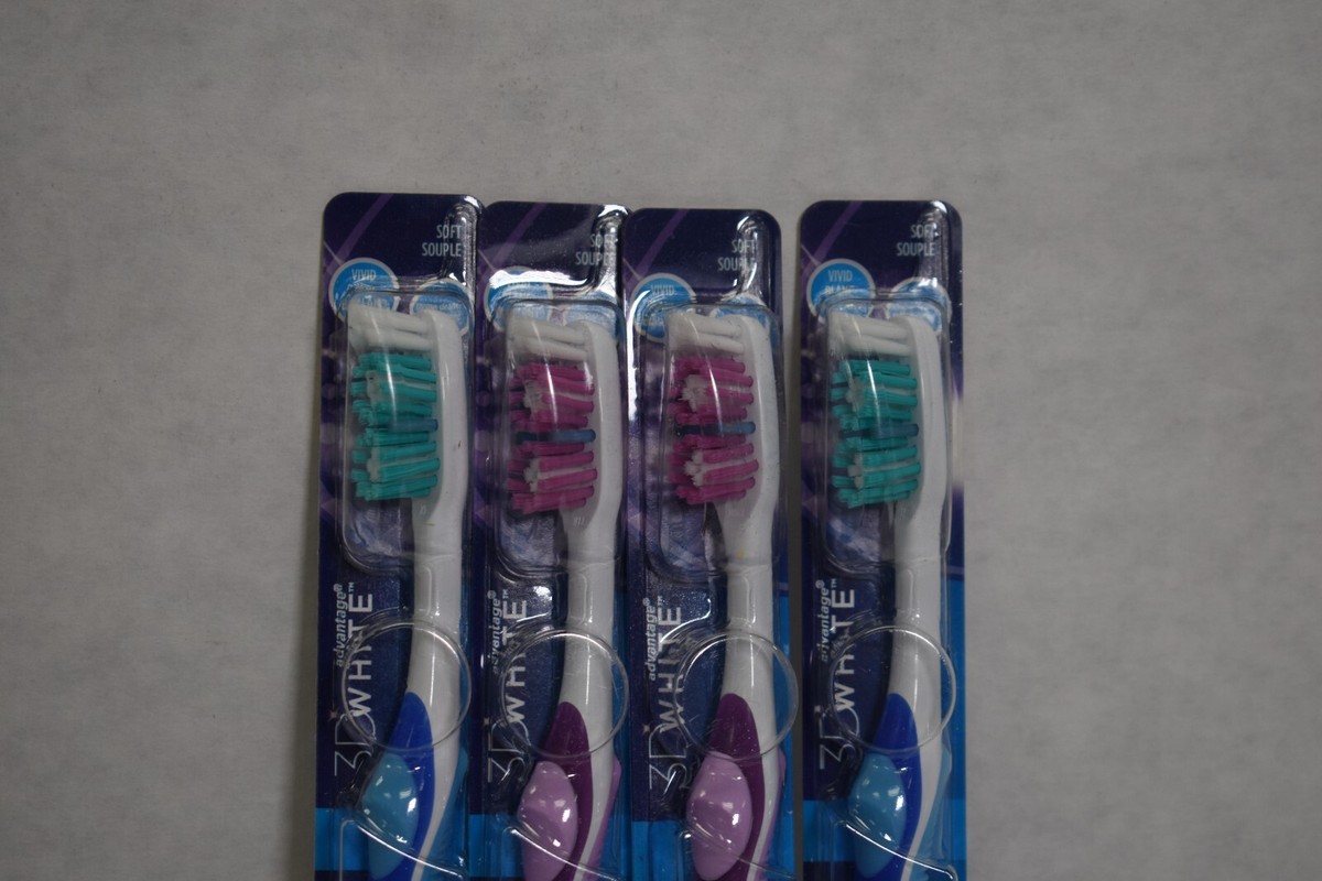 Oral-B 90832406 3D White Manual Toothbrush Soft Bristles