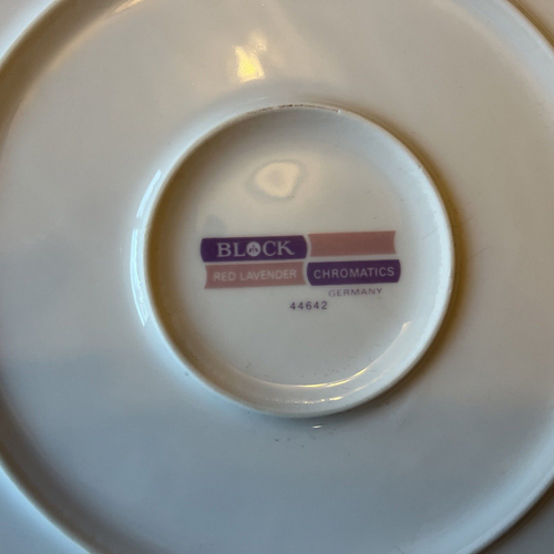 Orig Box Set of 4 Block Chromatics Red Lavender Line DINNER PLATES 10" Germany! - Picture 12 of 13