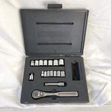 17 Pc Sears Craftsmen 1/4 & 3/8 METRIC Drive Socket Wrench Set 9-33237 Vintage