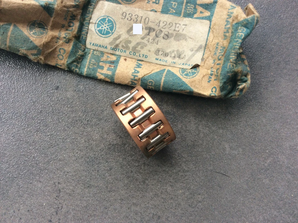 YAMAHA DT100 MX100 RT100 RS100 TD2 LT2 COJINETE EJE CIGÜEÑAL NOS 93310-422E7 Foto 2 de 3