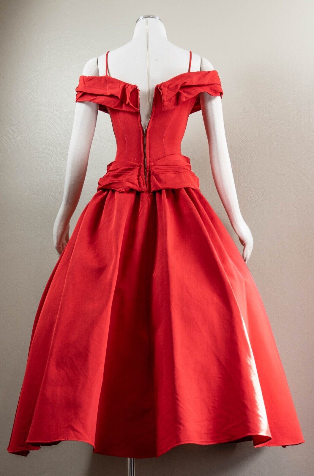 Glamorous True Red 50s Silk Faille Off the Should… - image 5