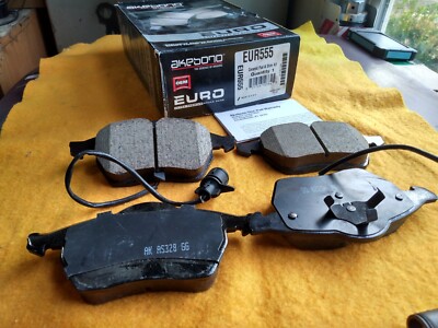 Akebono Ceramic Disc Brake Pads FRONT  '95 - '99  AUDI   A4  A6  A8   EUR555