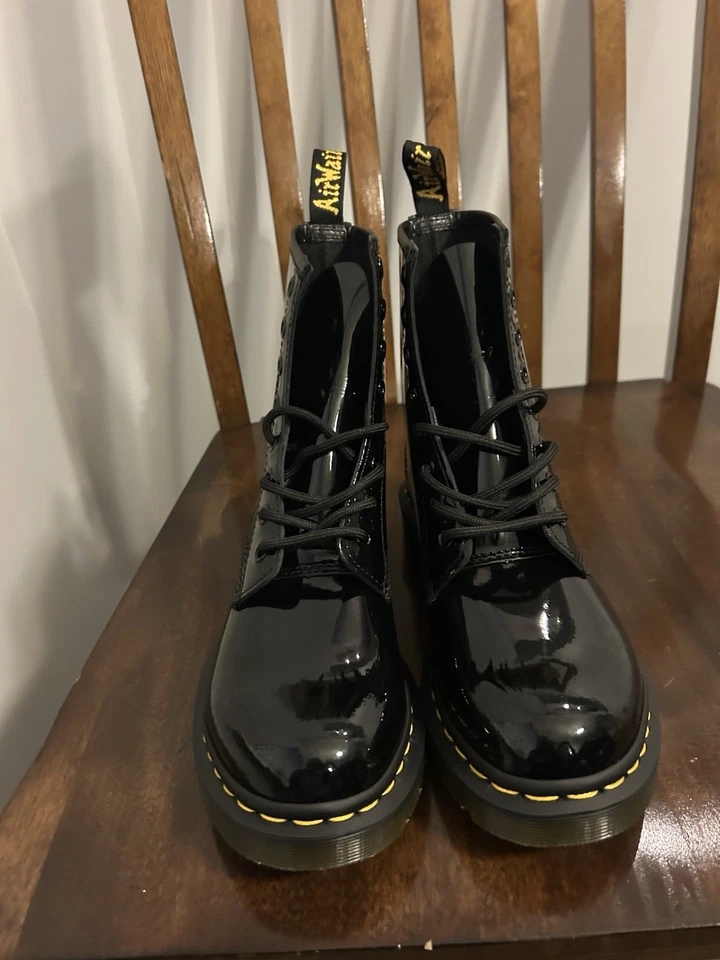Botas de combate DR. MARTENS 11821 para mujer charol negras talla 5 Foto 4 de 4