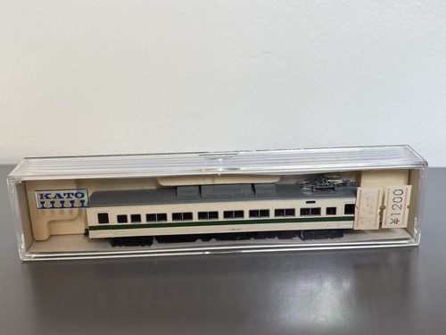 KATO 185 Serie 4064-1 Tren Calibre N Vagón de Pasajeros Blanco y Verde con Caja | Condition: Used