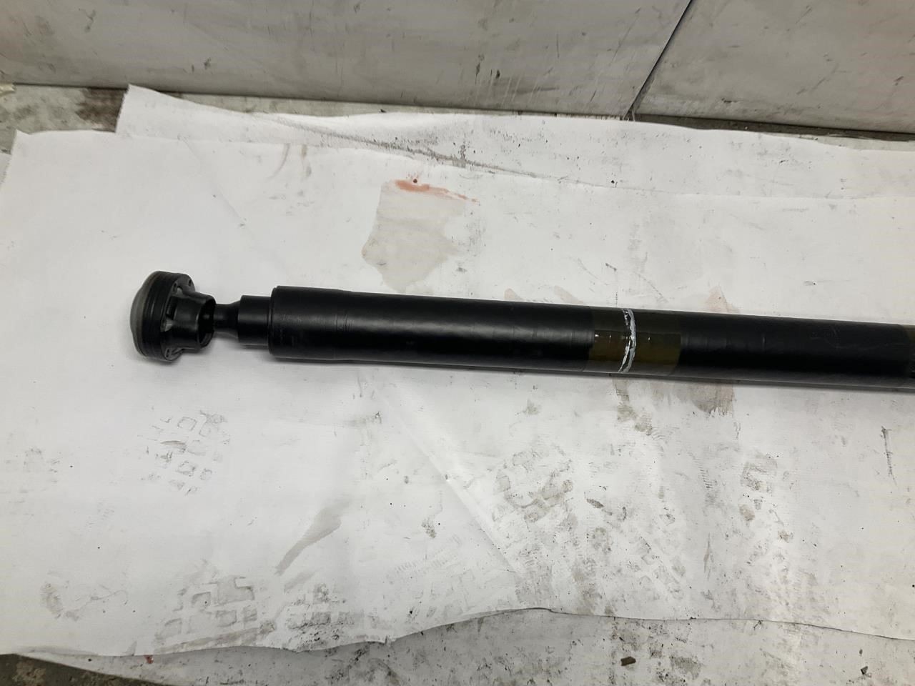 23-24 Maserati Grecale 2.0L AWD AT Rear Driveshaft Drive Shaft Propeller Q