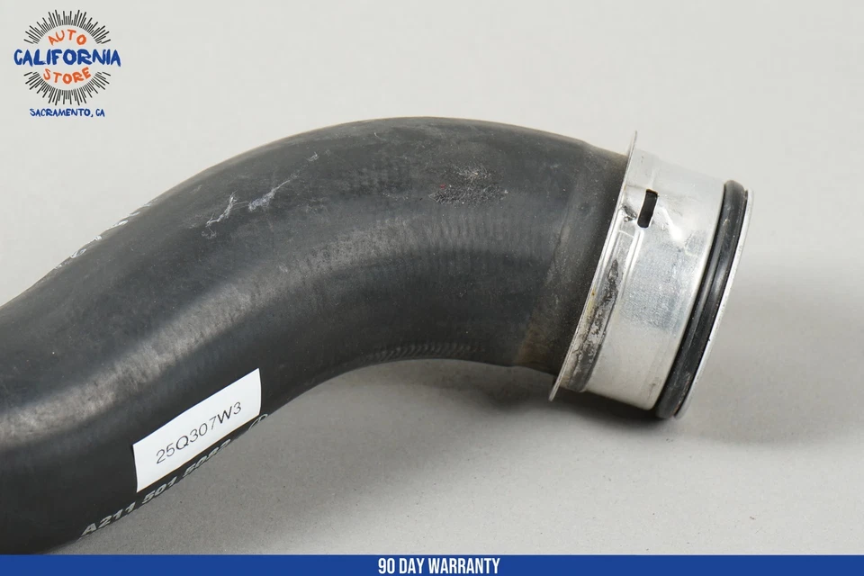 Mangueira de líquido de arrefecimento do radiador superior 07-11 Mercedes W219 CLS550 CLS63 AMG fabricante de equipamento original - Imagem 2 de 4