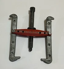 Vintage Heavy Duty 2-Jaw Adjustable Puller Gear Bearing Hub  5-1/2" Reach  NICE