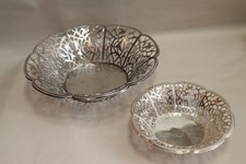 2 x WMF Silberschale (versilbert), Durchbruchmuster, ca 20.5 und 12.5 cm Durchm.