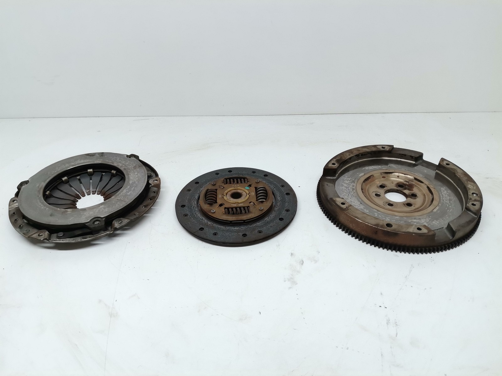 KIT FRIZIONE E VOLANO PER OPEL Mokka 1° Serie 55582938 A16XER Benzina 1600 (12